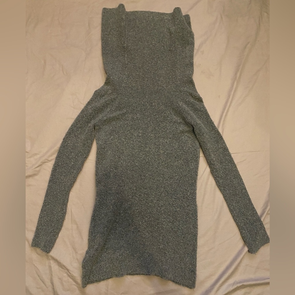 Trouve Gray cowlneck Sweater Size Medium